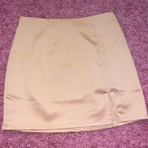 Superdown light pink skirt